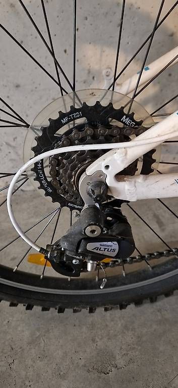 Biciclette: Mtb Cube Race Bambina 24"  – Usato da Capolago venduto da chr_9jvs 2