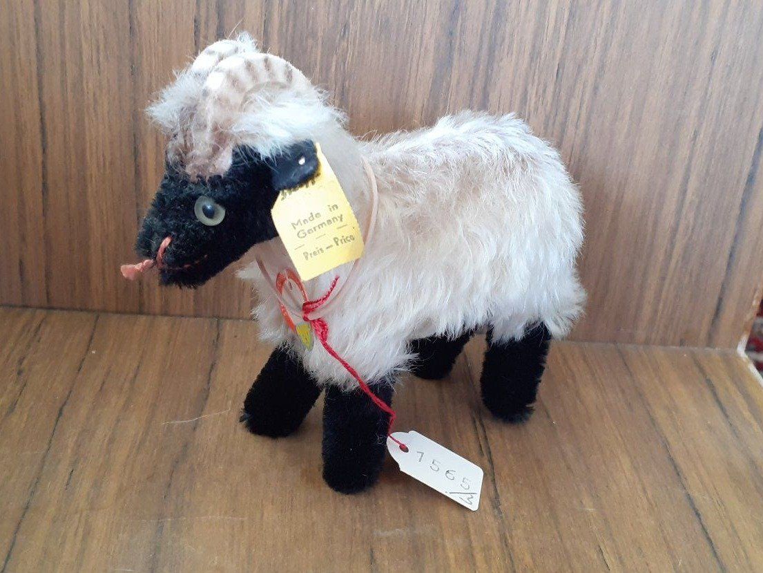 Steiff Spielzeuge: Plüschtier Steiff Ziegenbock Snucki antik – Gebraucht aus Mörschwil von antiksalon 3