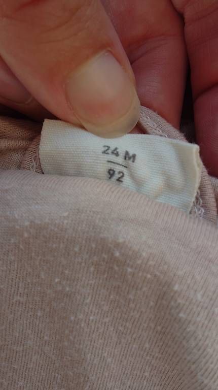 Giacche & Cappotti: Süsse Fleecejacke mit Blumenmuster Gr. 92 – Usato da Riniken venduto da canadiandream86 1
