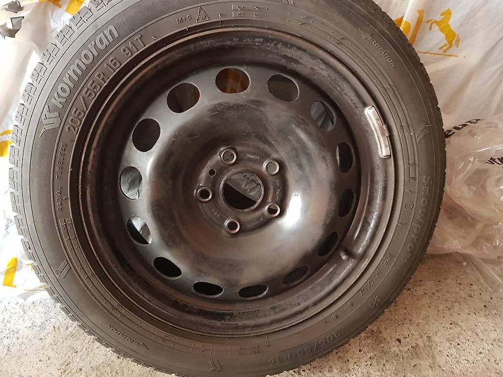 Pneumatici & Ruote complete: Winterräder 205/55/R16 – Usato da Lengnau BE venduto da orh_nqg6 2