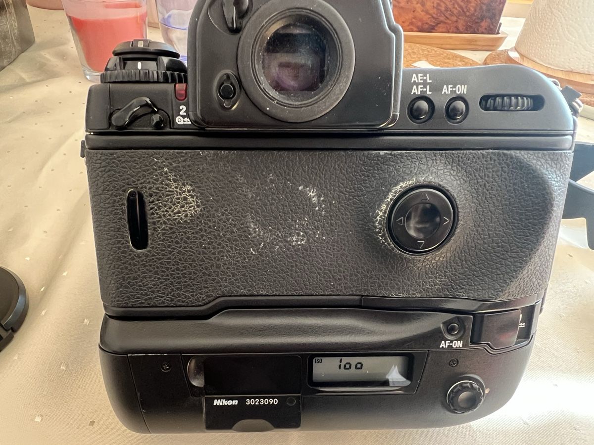 Nikon Fotocamera:  Nikon F5 mit Objektiv  – Usato da Zürich venduto da jao_2bx7 9