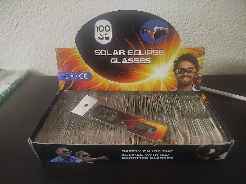 Lunettes & Verres: Occhiali per osservazione eclissi – D'occasion à Muralto par Mariolino3 4