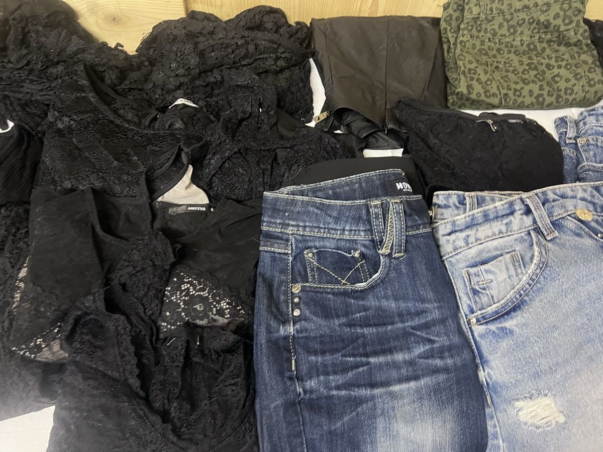 Kleiderpakete: Kleiderpaket Damen (76) – Gebraucht aus Glattfelden von bro_f2vv 4