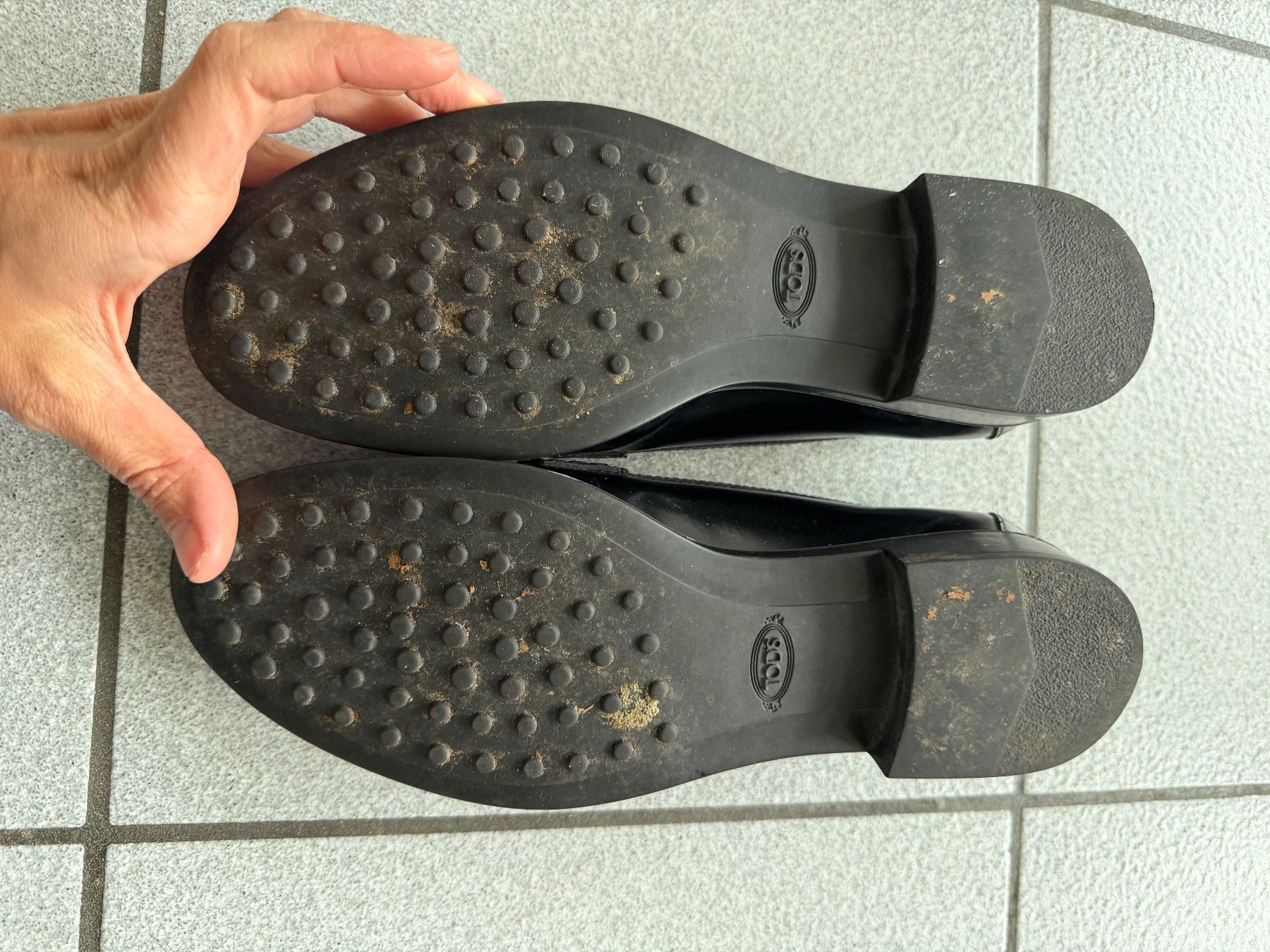 Tod'S Scarpe da donna: Tod’s - schwarze Loafer – Usato da Zürich venduto da laurapb 4