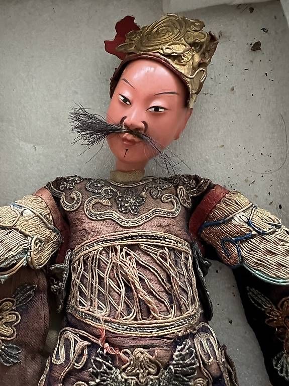 Bambole: Figurines chinoises anciennes – Usato da La tour de peilz venduto da Tecnop 2