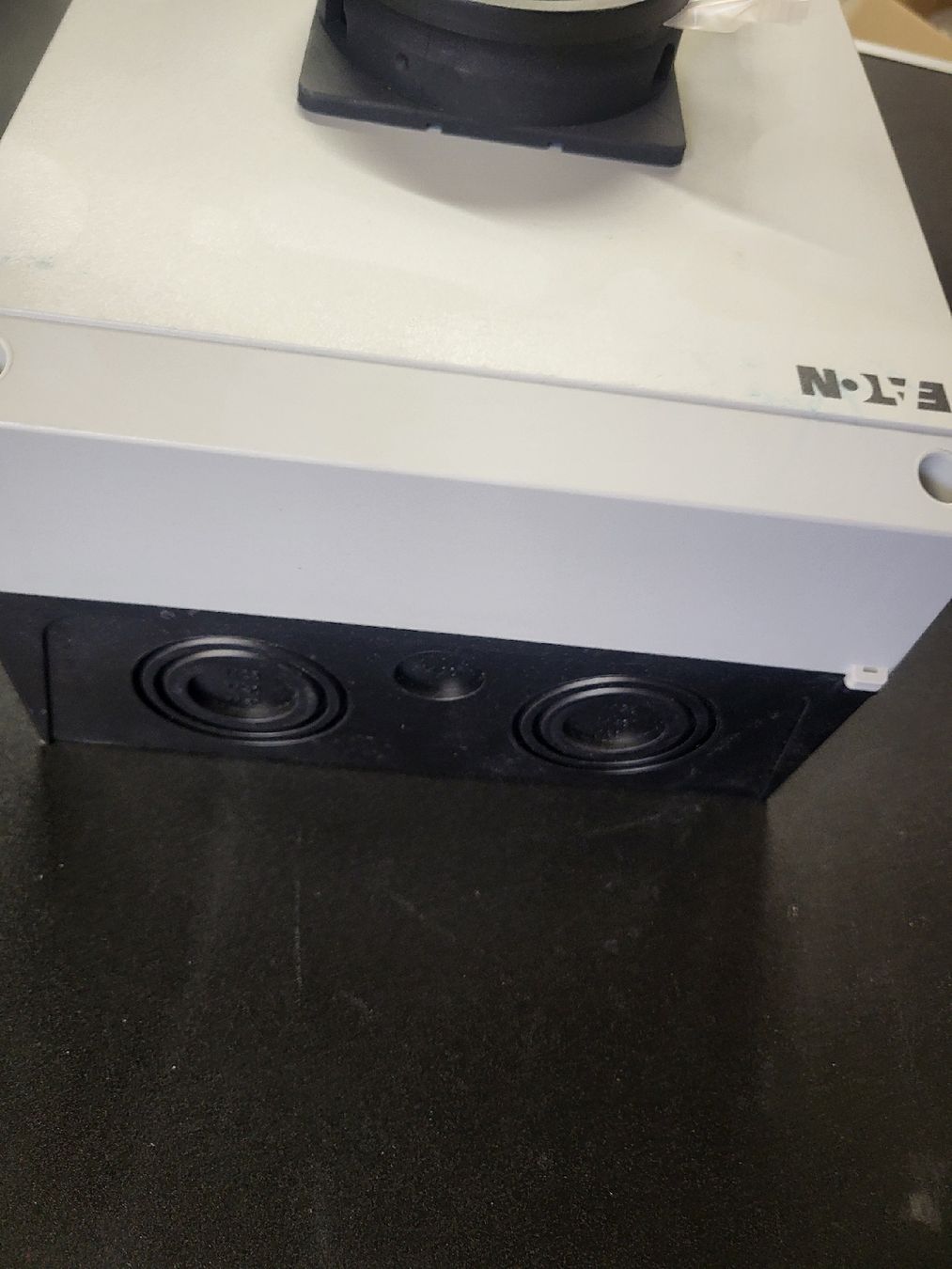 Eaton Interruttori: Eaton Anlageschalter P3-100 – Nuovo (secondo la descrizione) da Alpnach Dorf venduto da str_jdw2 2