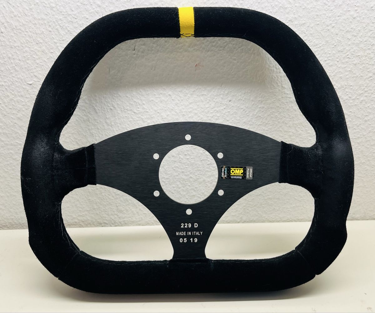 Manettes: OMP Lenkrad SimRacing 310mm - wie neu – D'occasion à Onex par KTaufiq 1