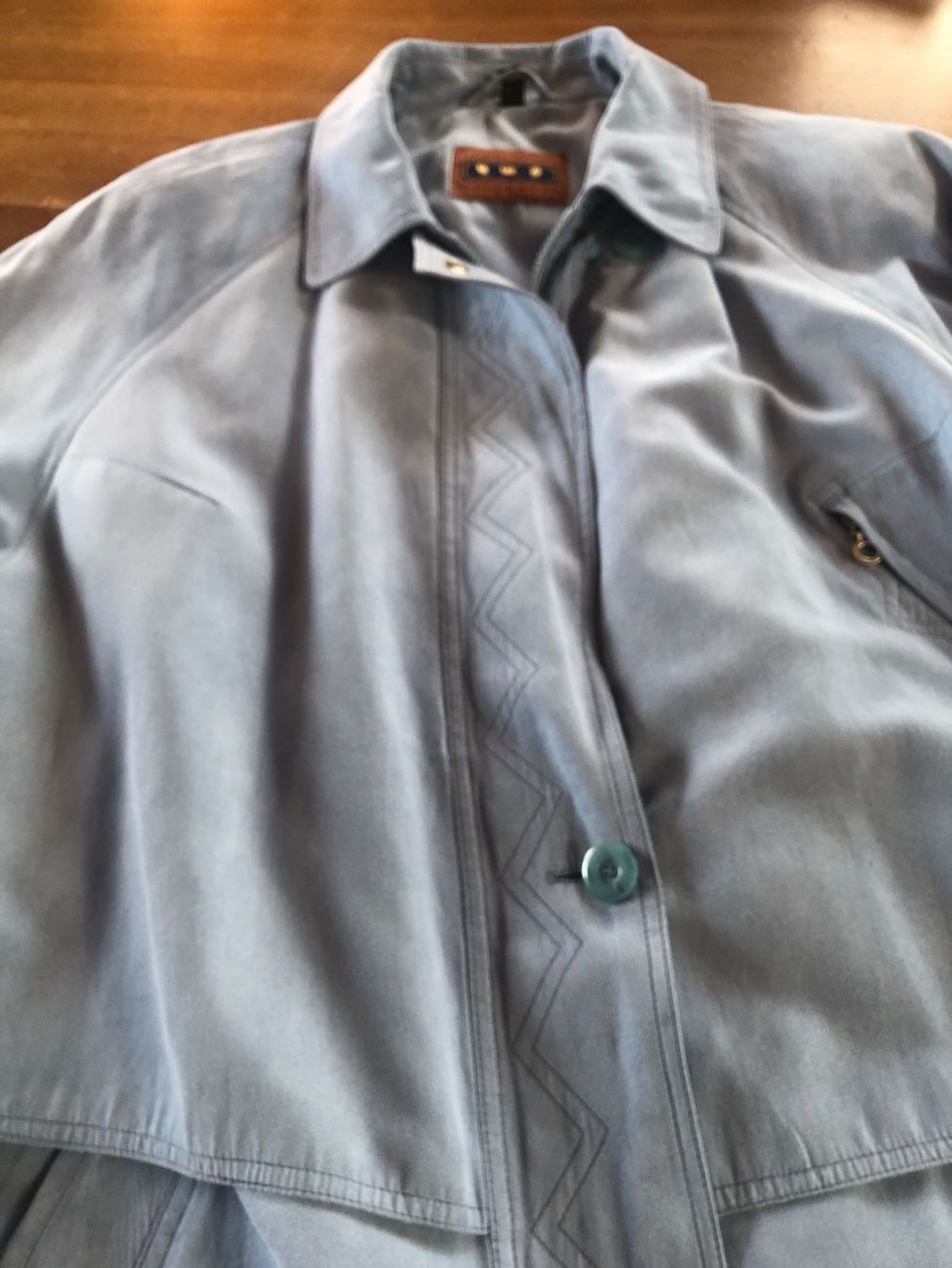 Giacche: Taubenblaue Alcantara Uebergangs Jacke Grösse 44 – Usato da Rickenbach ZH venduto da Topas014 1