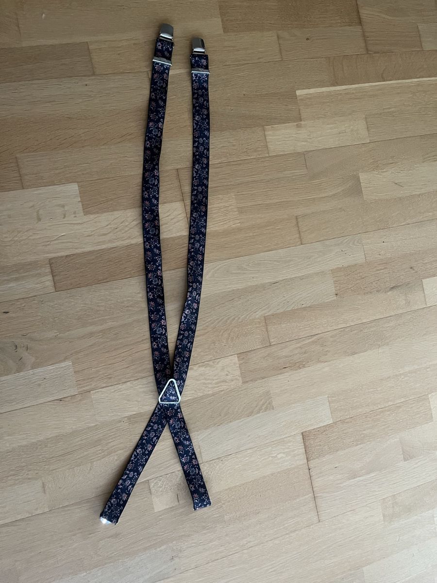 Sonstige Kleidung & Accessoires: Hosenträger gemustert dunkelblau – Gebraucht aus Ostermundigen von yannip 1