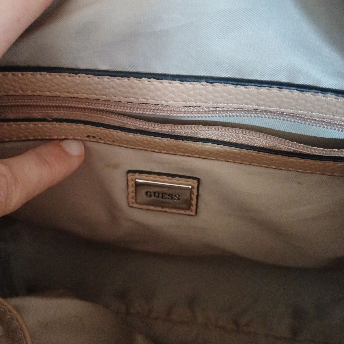 Guess Borse da donna: Stylish Guess crossbody bag – Usato da Thun venduto da arm_87kr 2