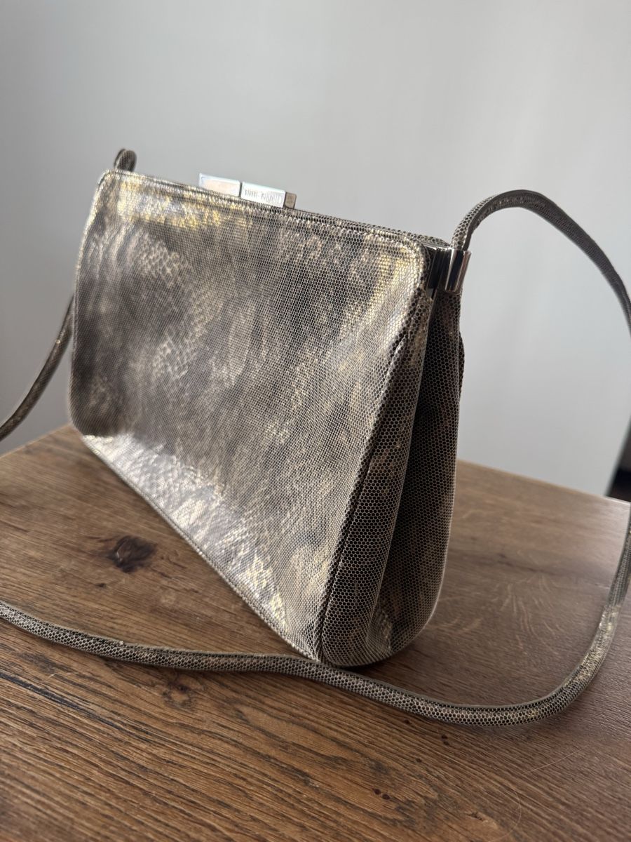 Stuart Weitzman Taschen für Damen: Tasche Stuart Weitzman 27x19cm – Neu (gemäss Beschreibung) aus Belp von ch1999