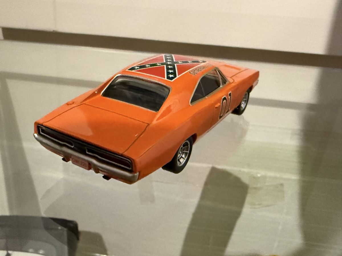 Dodge Modellini d'auto: Dodge Charger "General Lee"  1:43 Metall ! – Nuovo e nell'imballaggio originale da Basel venduto da Zomeg 1