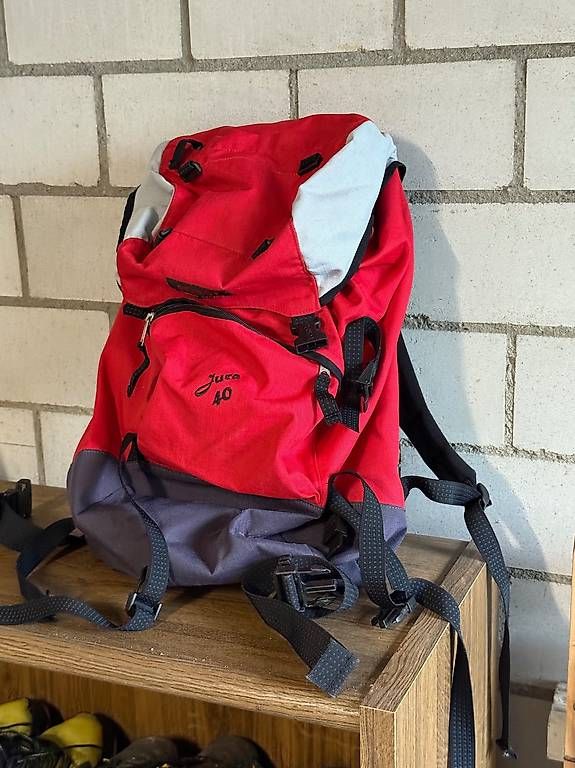 Zaini: Wanderrucksack "Jura 40" günstiger Preis – Usato da Emmenbrücke venduto da ade_ym8j
