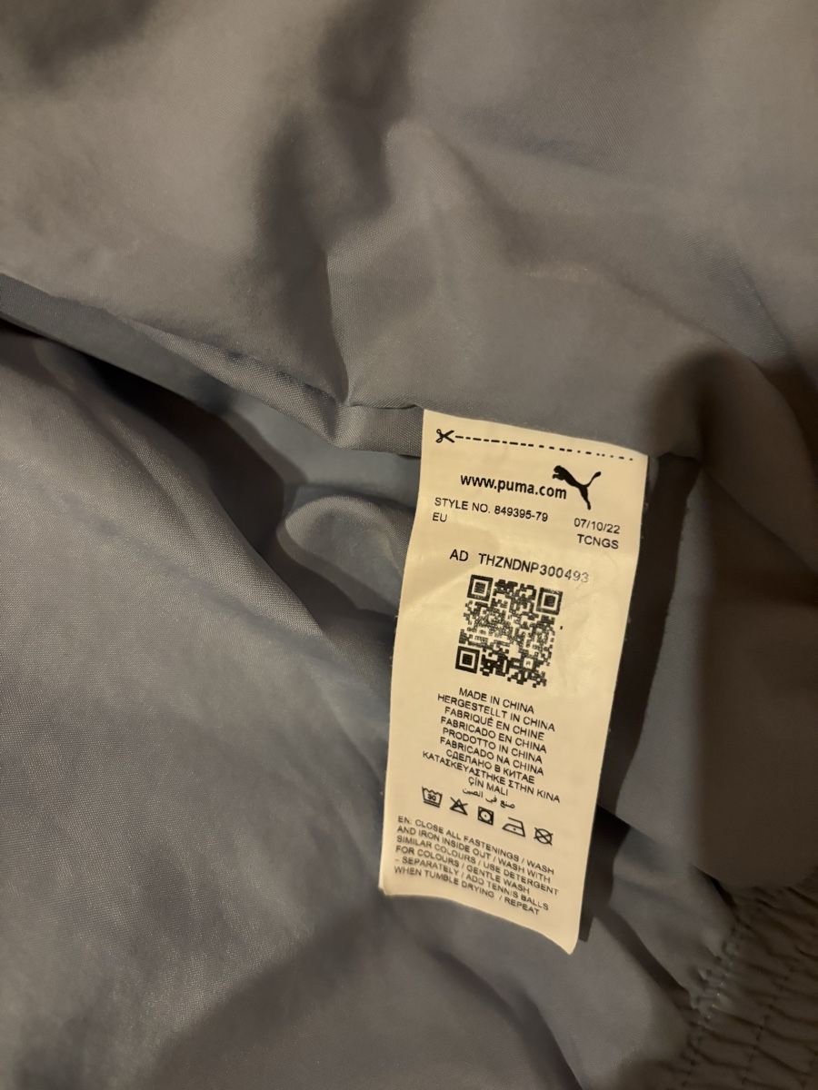 Puma Giacche & Cappotti: Veste PUMA.TAille.XS – Usato da Delémont venduto da Vendeur_3 5