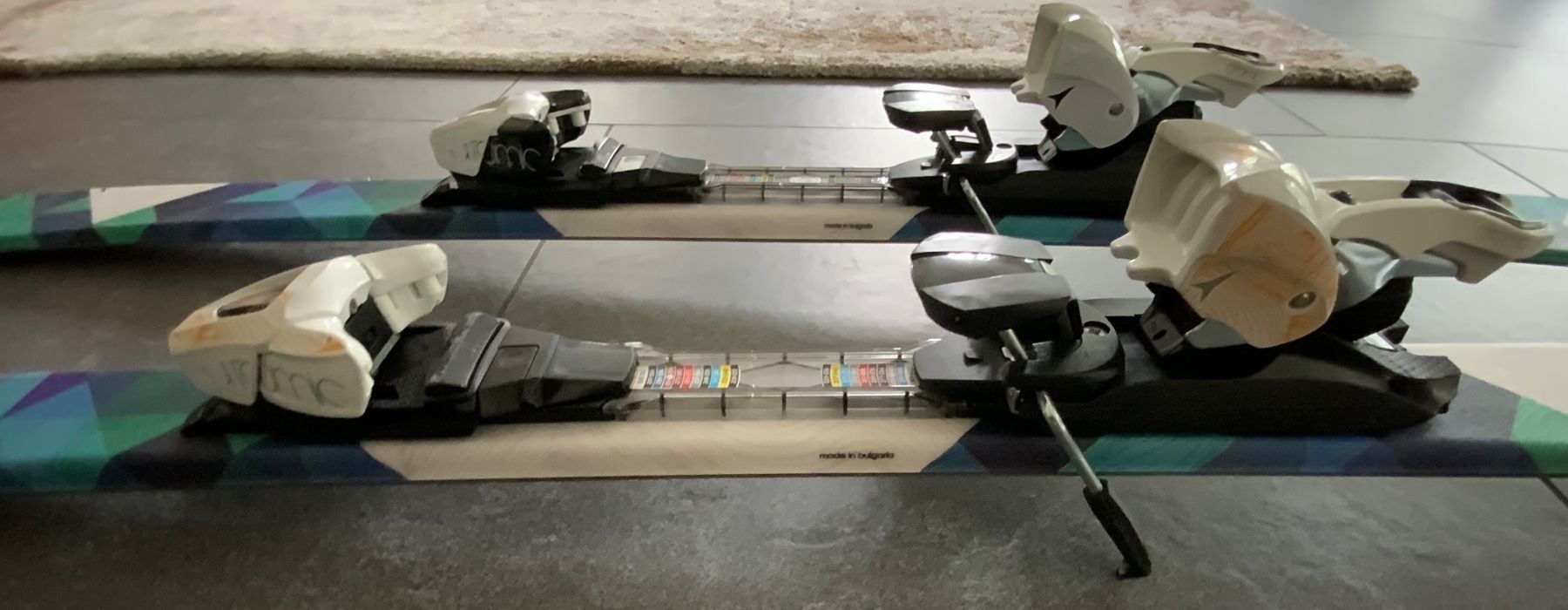 Atomic Skis: Skipaar Atomic Piste Rocker 159 cm mit Atomic Bindung – D'occasion à Bülach par Zimmizi 2