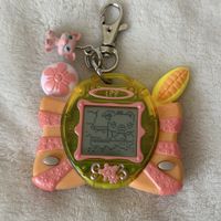 Littlest Pet Shop Tamagotchi Vintage Digital