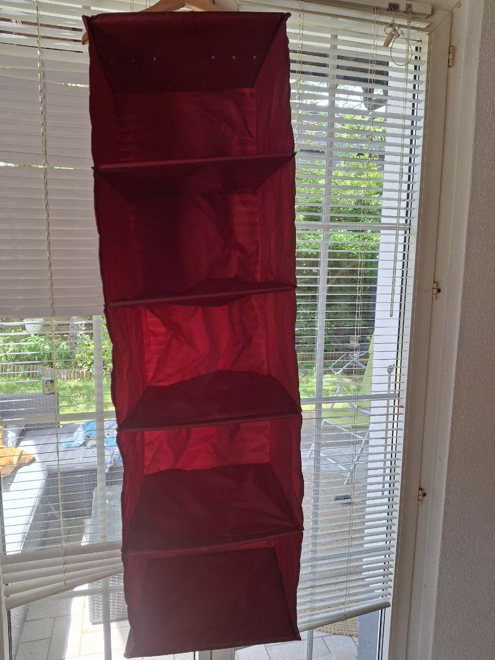 Ikea Guardaroba: Rangement suspendu IKEA rouge - 5 compartiments  – Usato da Villiers venduto da san_jn5w