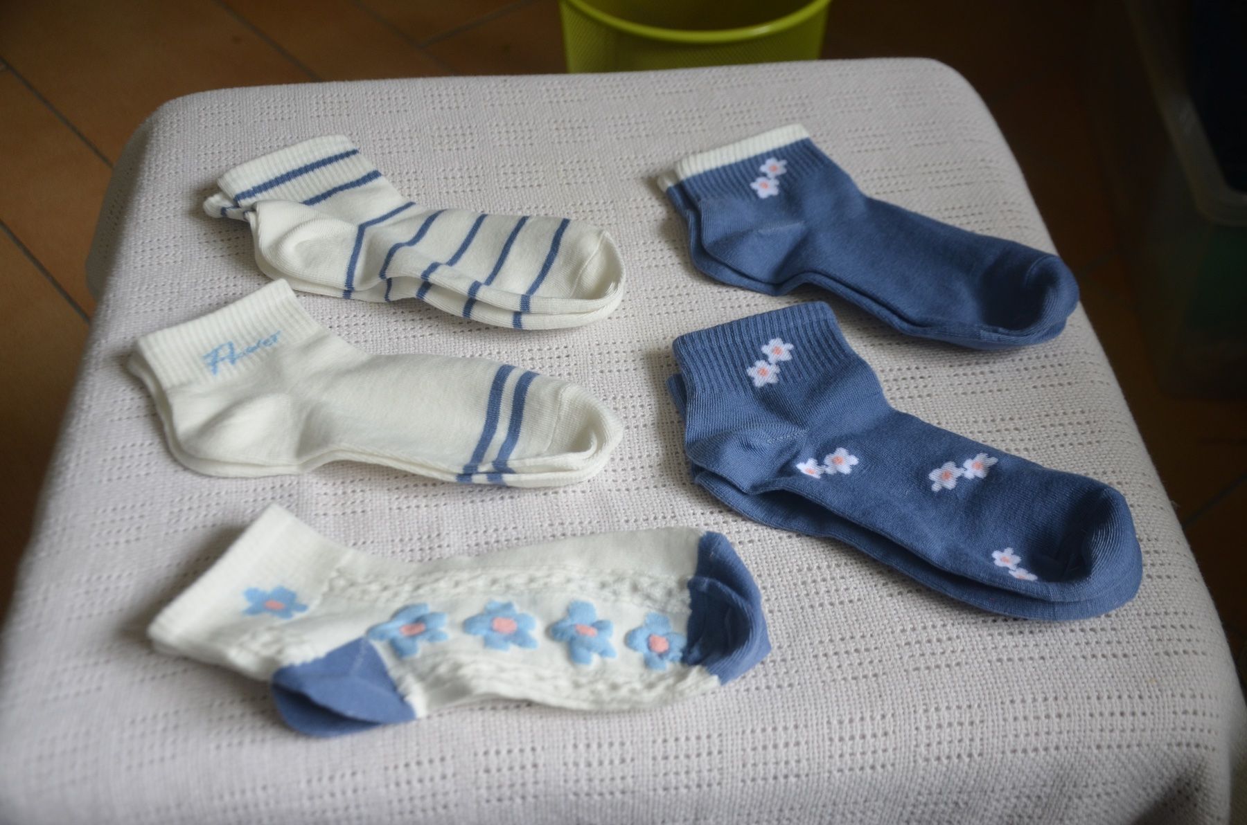 Calze per bambini: NO 27 -  5 PAAR NEU – Nuovo e nell'imballaggio originale da Chiasso venduto da Dolly015