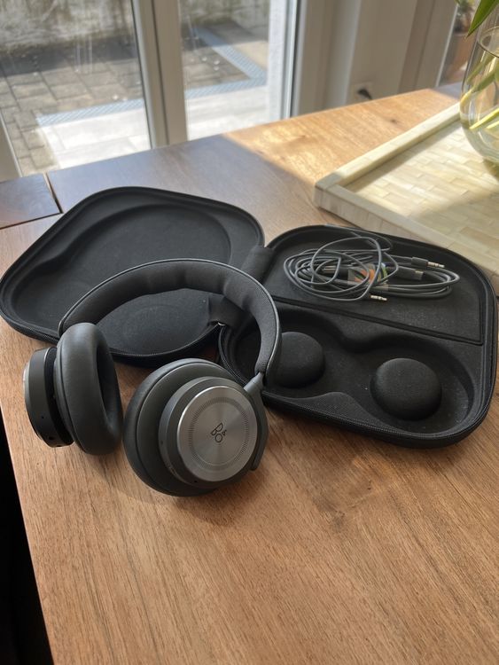 BeoPlay HX Black Anthrazit mit Originalschachtel 4