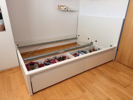 Malm Bett 140x200
