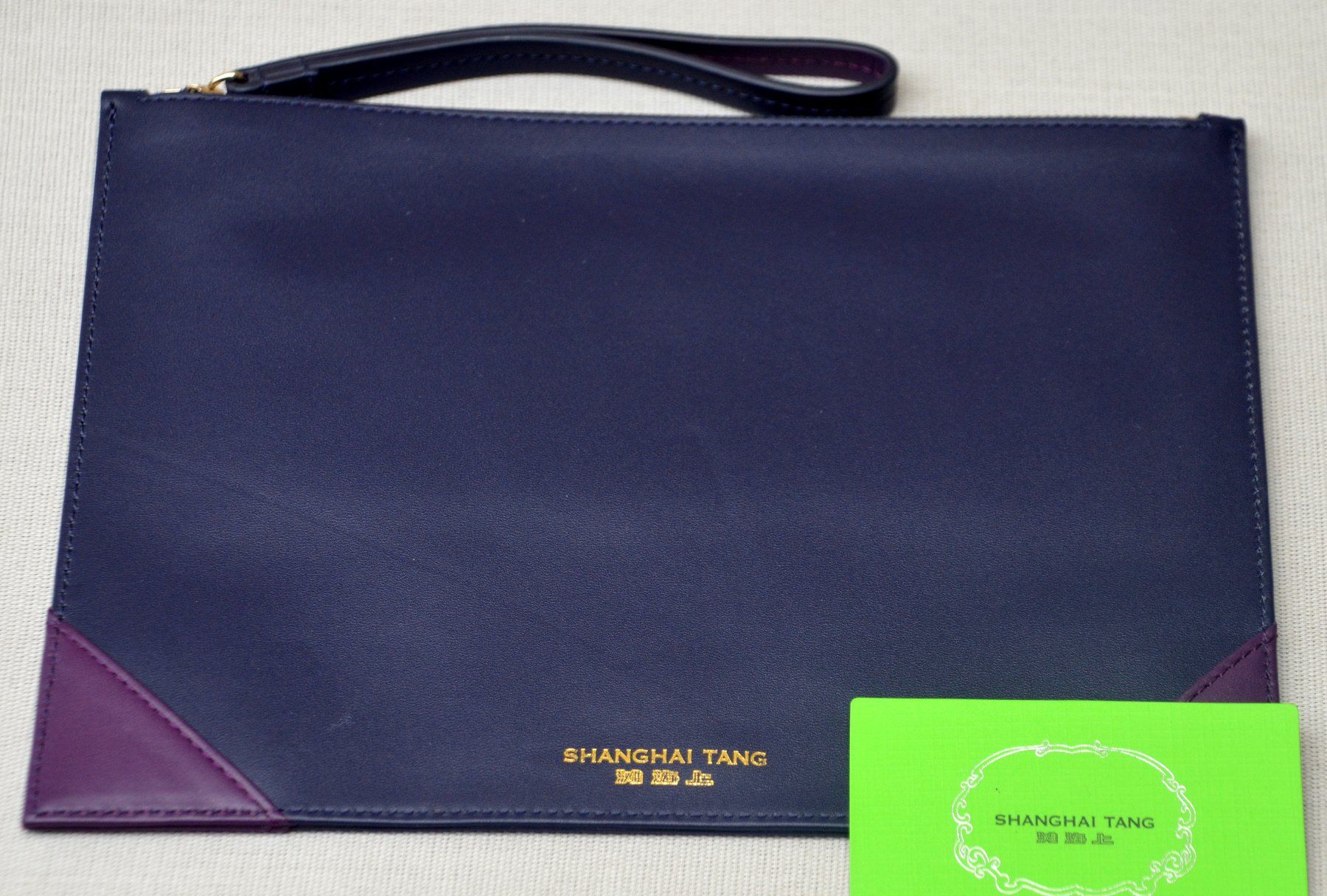 Shanghai Tang Borse: Shanghai Tang Pochette – Usato da Collonges venduto da arashee