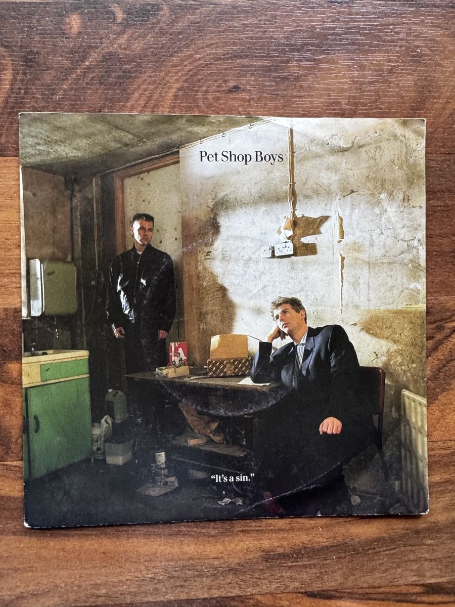 Dischi in vinile: Pet Shop Boys - It's a Sin - 7" Single - 80s – Usato da Rorbas venduto da BlackstarRecords