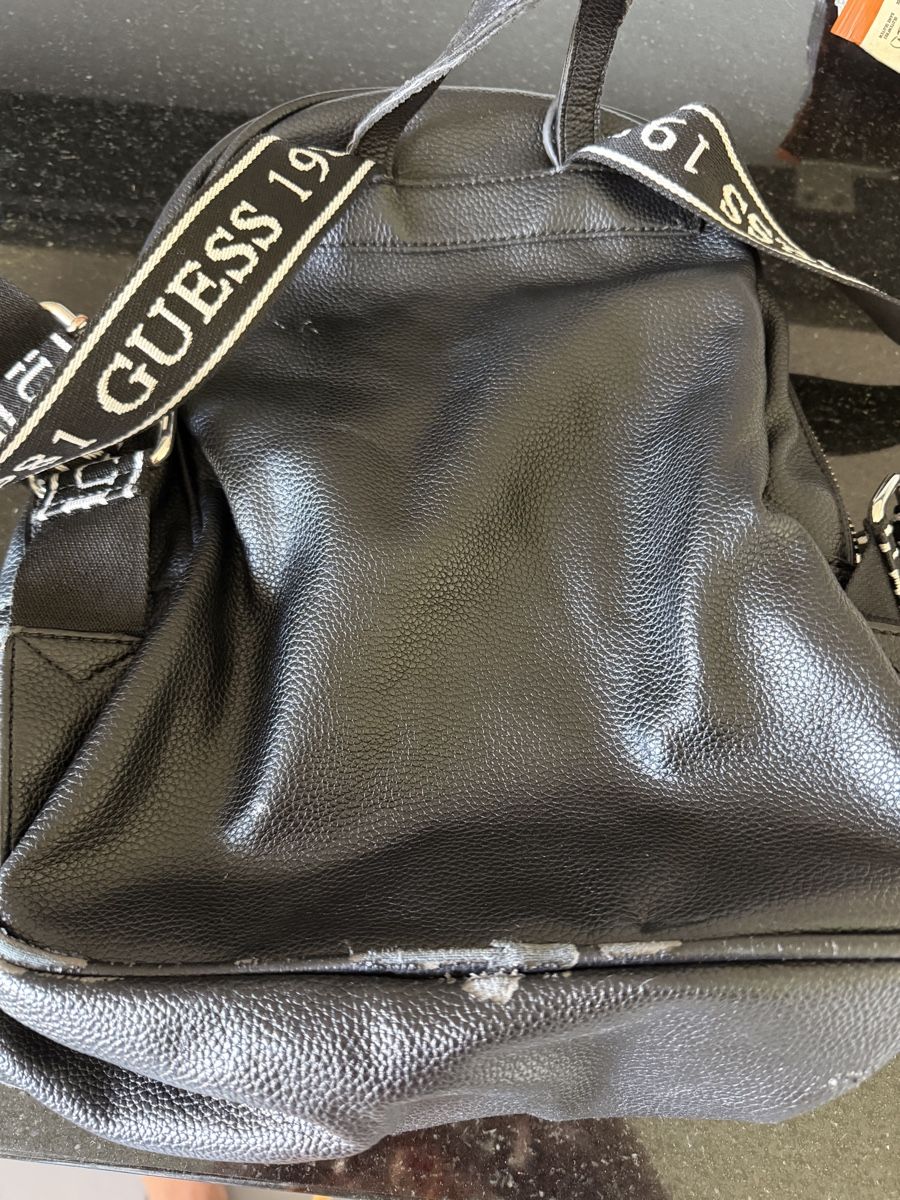 Guess Borse: 10 – Usato da niederhasli venduto da Italiana07 2