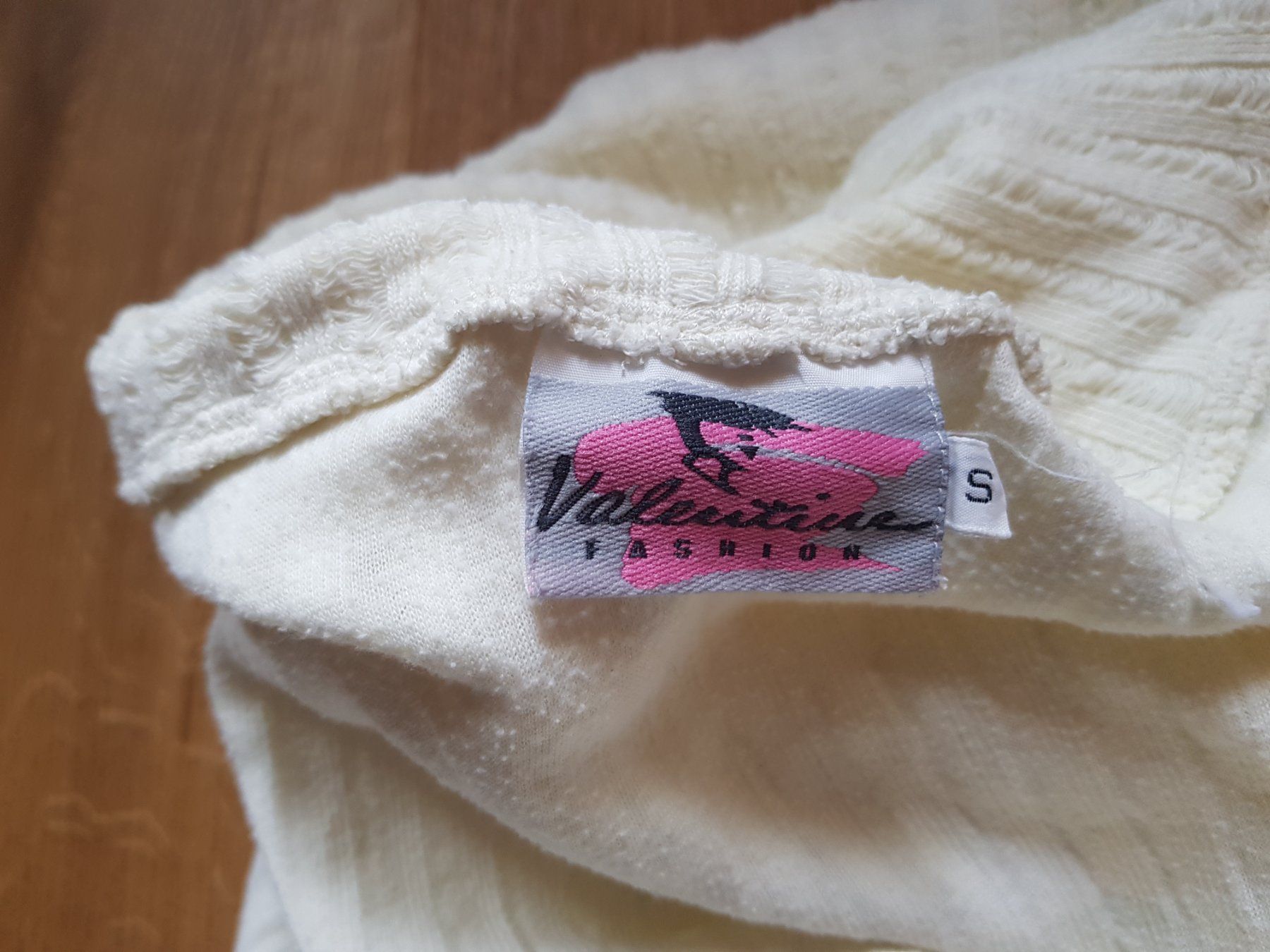 Pullover & Sweatshirts: Rollkragen Pullover Damen Mädchen Grösse S weiss creme – Gebraucht aus Walterswil BE von Lonitti 3