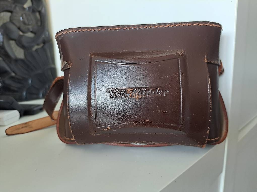 Appareil photo: Kodak instamatic 233-X – D'occasion à Tesserete par smarties70