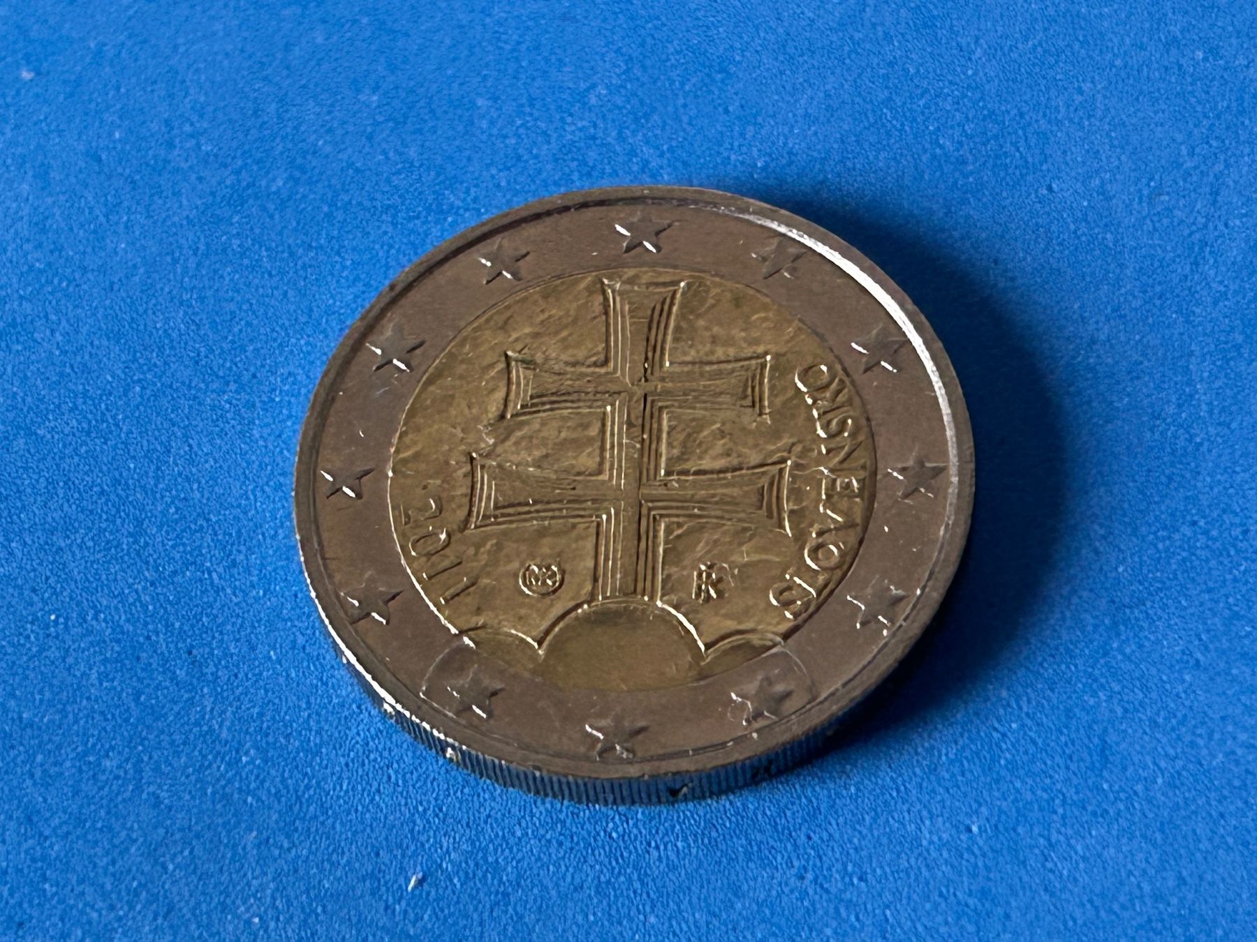 Tutti le monete: Slovakia - 2 Euro 2011 Circulated – Usato da Corcelles NE venduto da AJKader 2