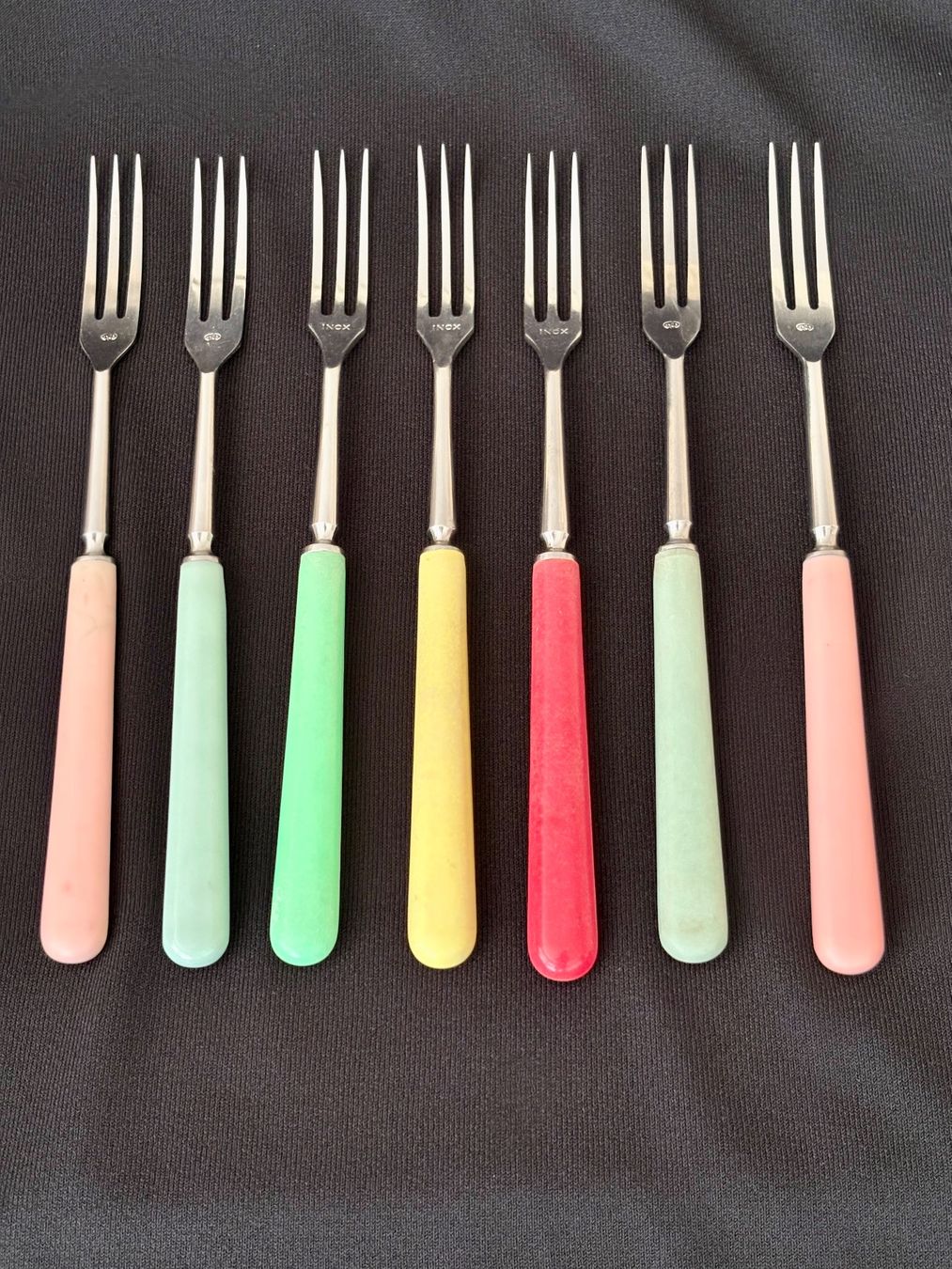 Fourchettes: Farbige Vintage-Fonduegabeln – D'occasion à Oberrieden par pet_n2c2