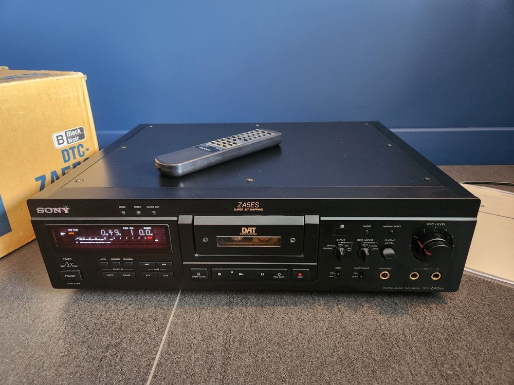 Sony DTCZA5ES DAT, sehr schön, läuft einwandfrei, FB, OVP Acheter