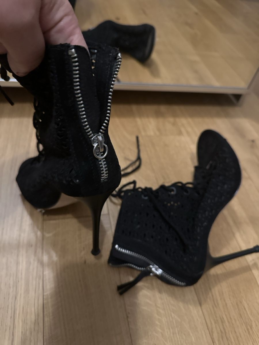 Zara Chaussures femmes: Lace-up Open Toe Heels, Size 6 – D'occasion à Bouveret par dou_g8q7 2