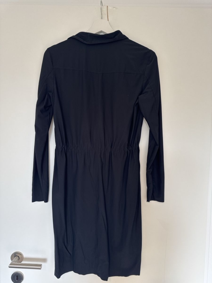 Marc Cain Vestiti: Marc Cain Kleid Schwarz, Gr. 36 – Usato da Niederteufen venduto da sophia2025 2