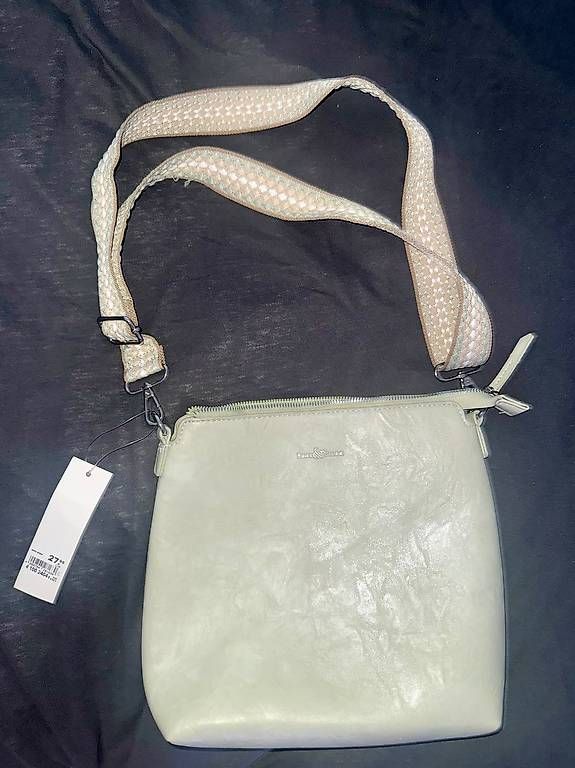 Sacs femmes: 3 ungebrauchte modische Taschen – Neuf avec emballage d'origine à Bettlach par shl_5hbv 1