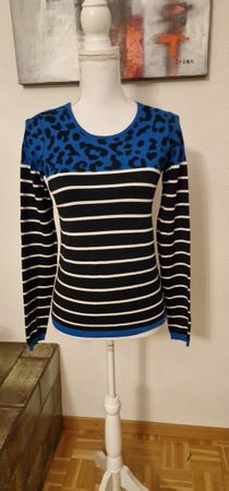 Guess Pullover, Gr. XS, gestreift mit Leo-Muster, Top!
