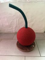 Kratzbaum Kirsche Vetreska rot guter Zustand