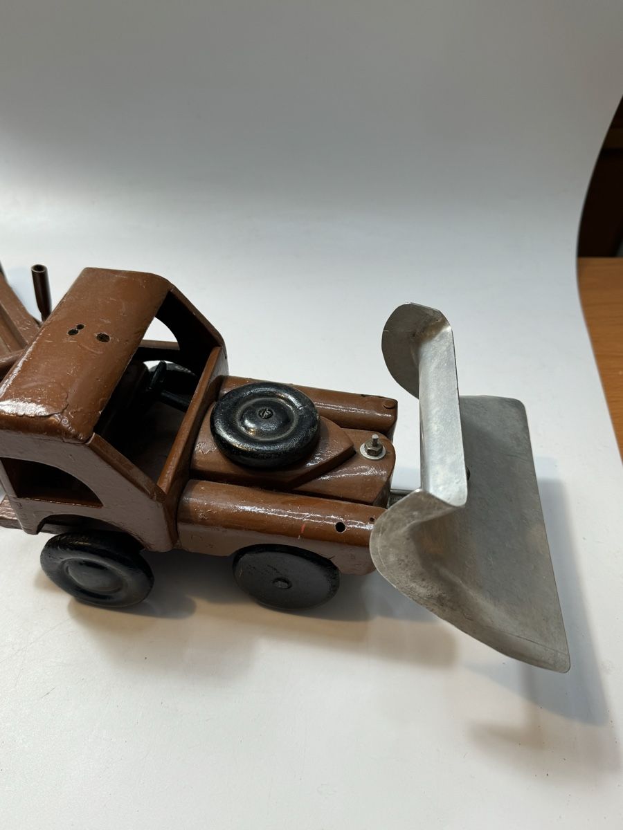 Spielzeuge: Alter Spielzeug Lastwagen Holz – Gebraucht aus Grenchen von swiss.antiques 1