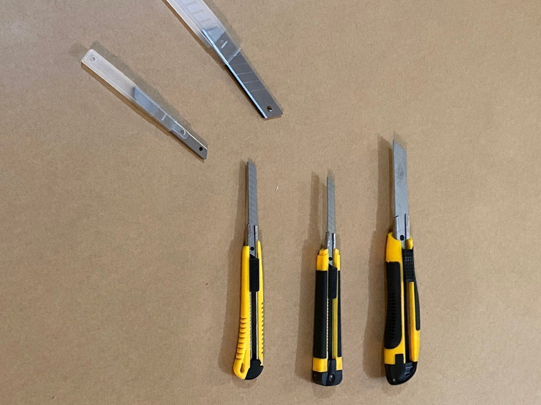 Alle Werkzeuge: Cutter Set 26 tlg. AC – Neu (gemäss Beschreibung) aus Heerbrugg von ProBau-Liq 4