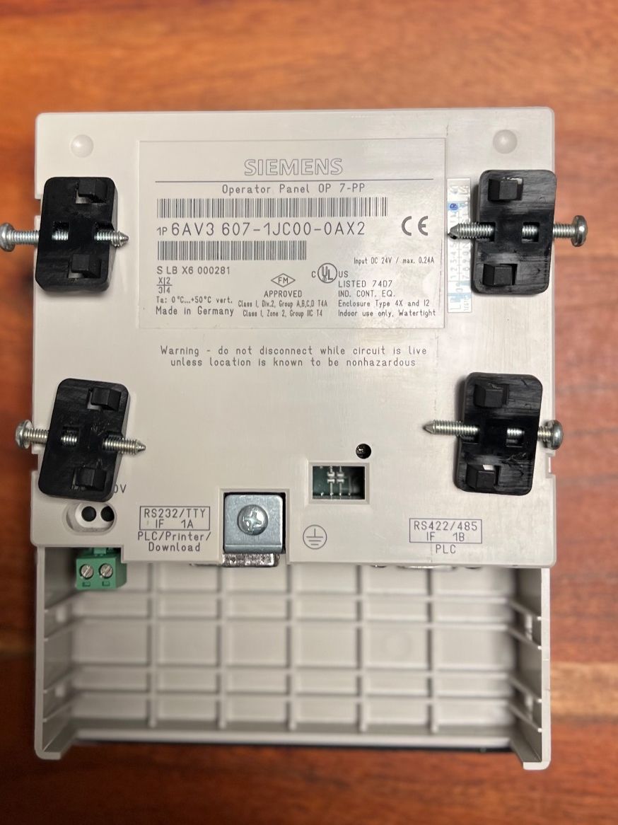 Siemens Sistema di controllo: Simatic OP7-PP - Siemens Operator Panel 6AV3 607-J1C00-0AX2 – Usato da Romanshorn venduto da DonRicardoo 1