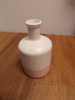 Hübsche Vase, weiss-rosa, Keramik