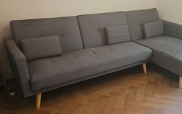 Stylish Grey Corner Sofa - Comfortable & Modern Design!