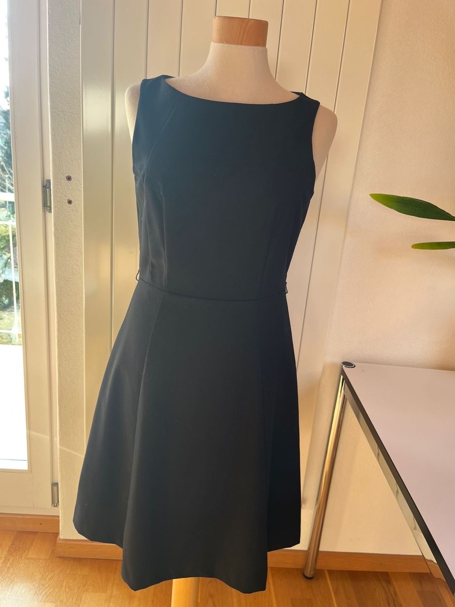 Vestiti: Kleid / Schwarz / Grösse 36 – Usato da Hünibach venduto da s.leptir 1