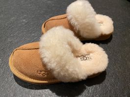 Ugg Pantoffeln, Grösse 27,5, Neu