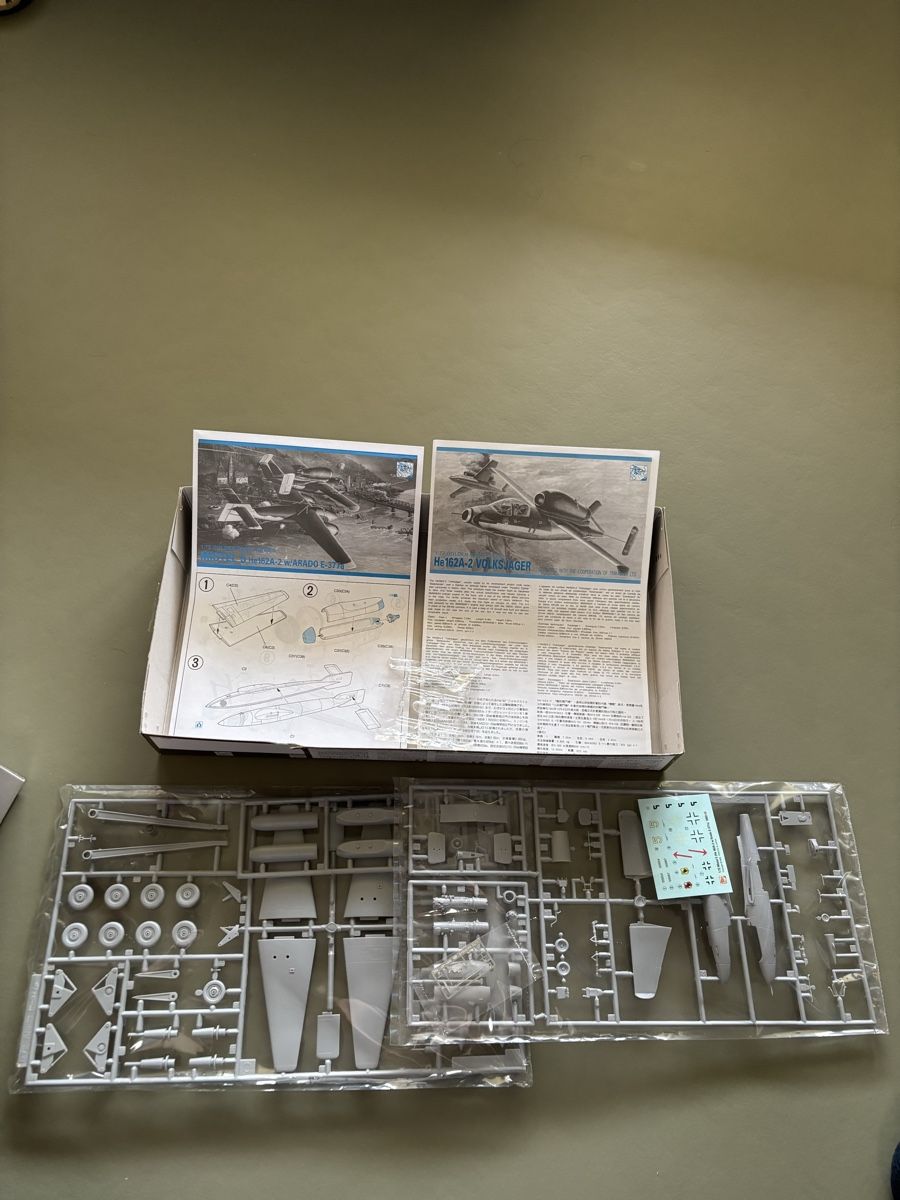 Kit di modellismo & Modellini statici: Mistel 5, He 162A-2 w/ Arado E-377a 1/72 – Nuovo (secondo la descrizione) da Kloten venduto da CalcioNMore 1