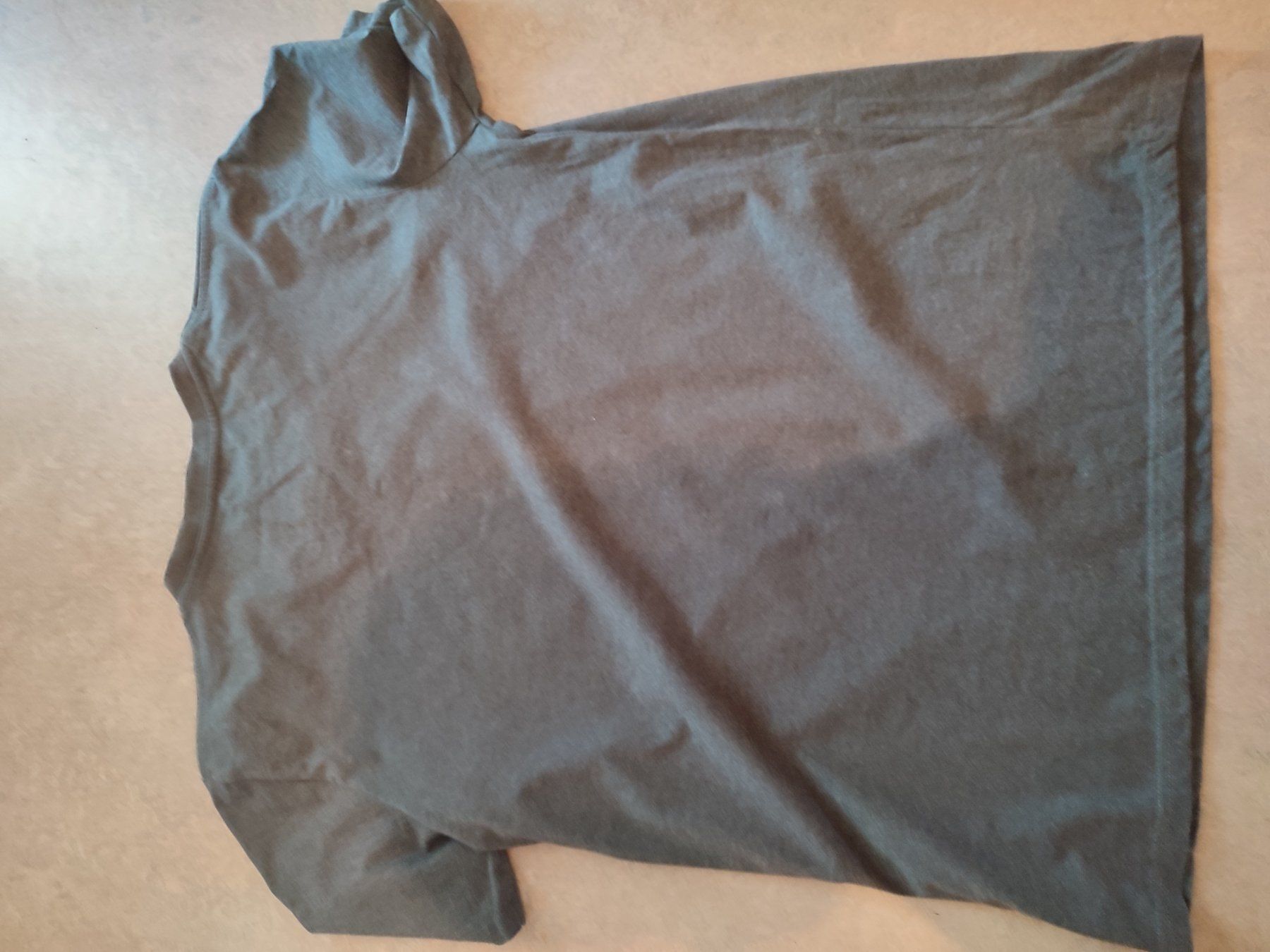 T-shirt: 3 Herren T-Shirt gr.XXL – Usato da Biel/Bienne venduto da ruggi03 1