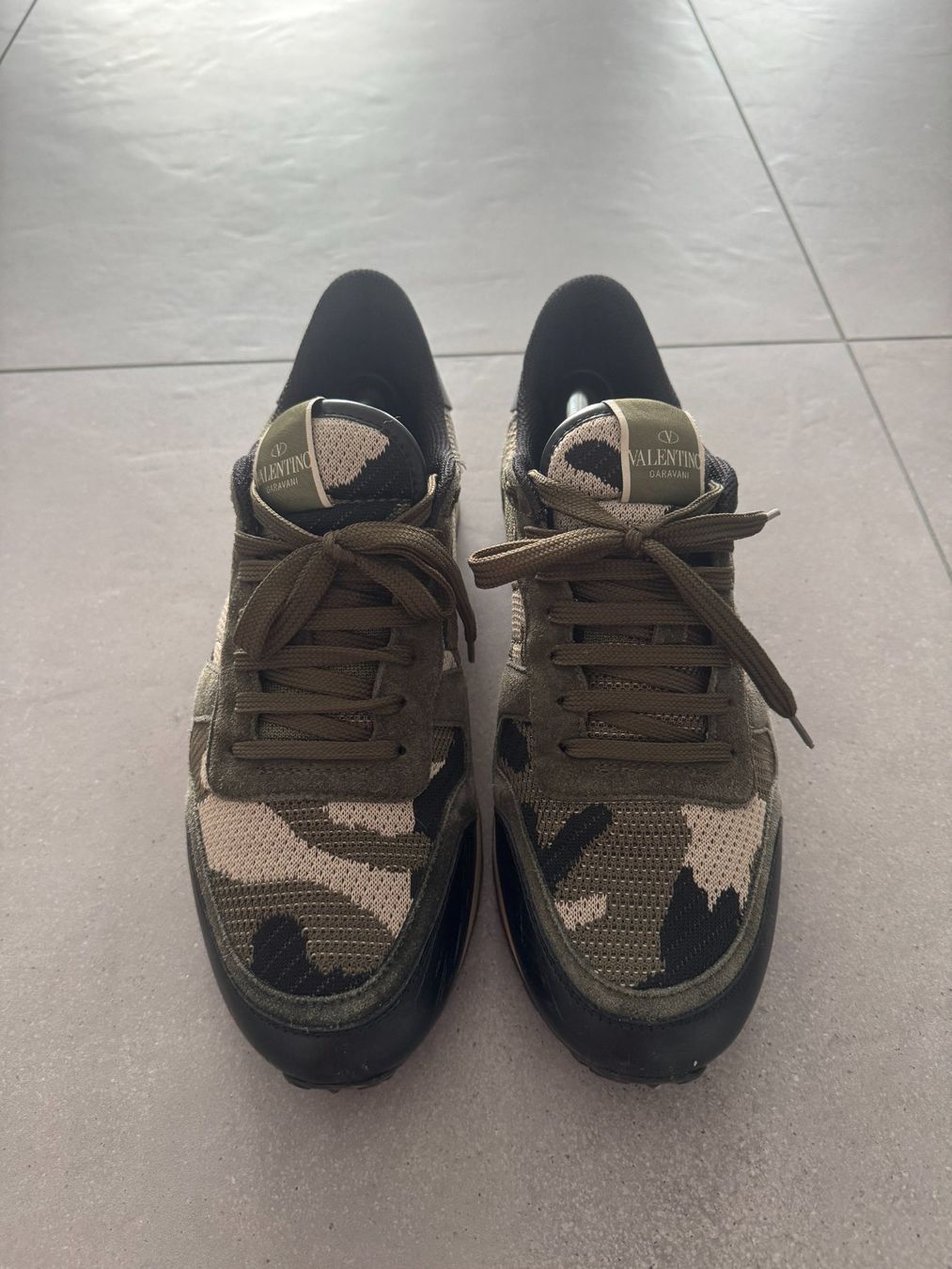 Valentino Scarpe da uomo: Valentino Garavani Rockstud Sneaker, Grösse 44 – Usato da Kleindöttingen venduto da Kimbo93 3