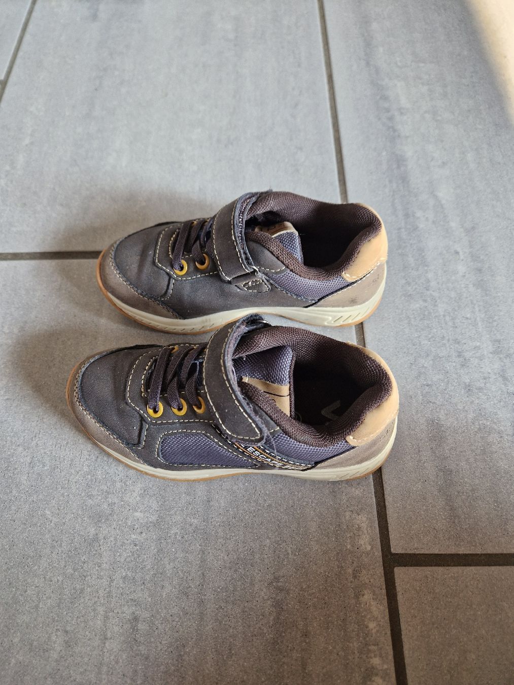Scarpe per ragazzi: Schuhe Gr. 27 Jungen – Usato da Habsburg venduto da Habsburg87 1