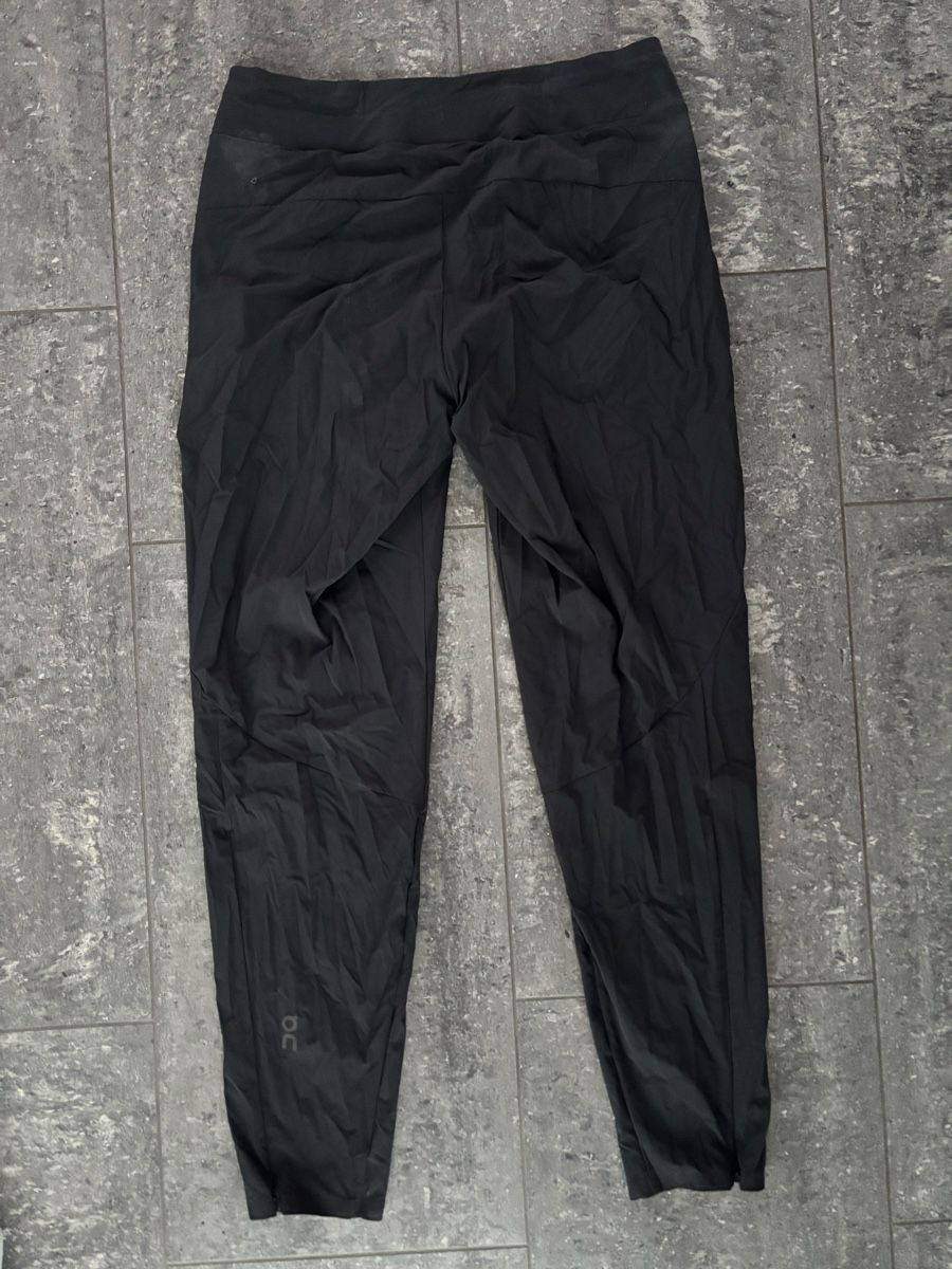 Pantalons: On Running Pants, Size S – D'occasion à Buchrain par akj48 1