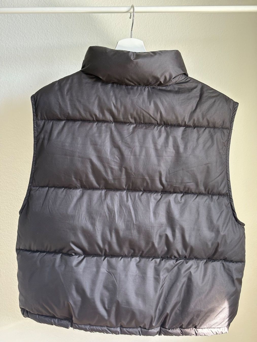 H&M Gilet & Giacche: schwarzes Gilet – Nuovo (secondo la descrizione) da Zürich venduto da bbbggg 4